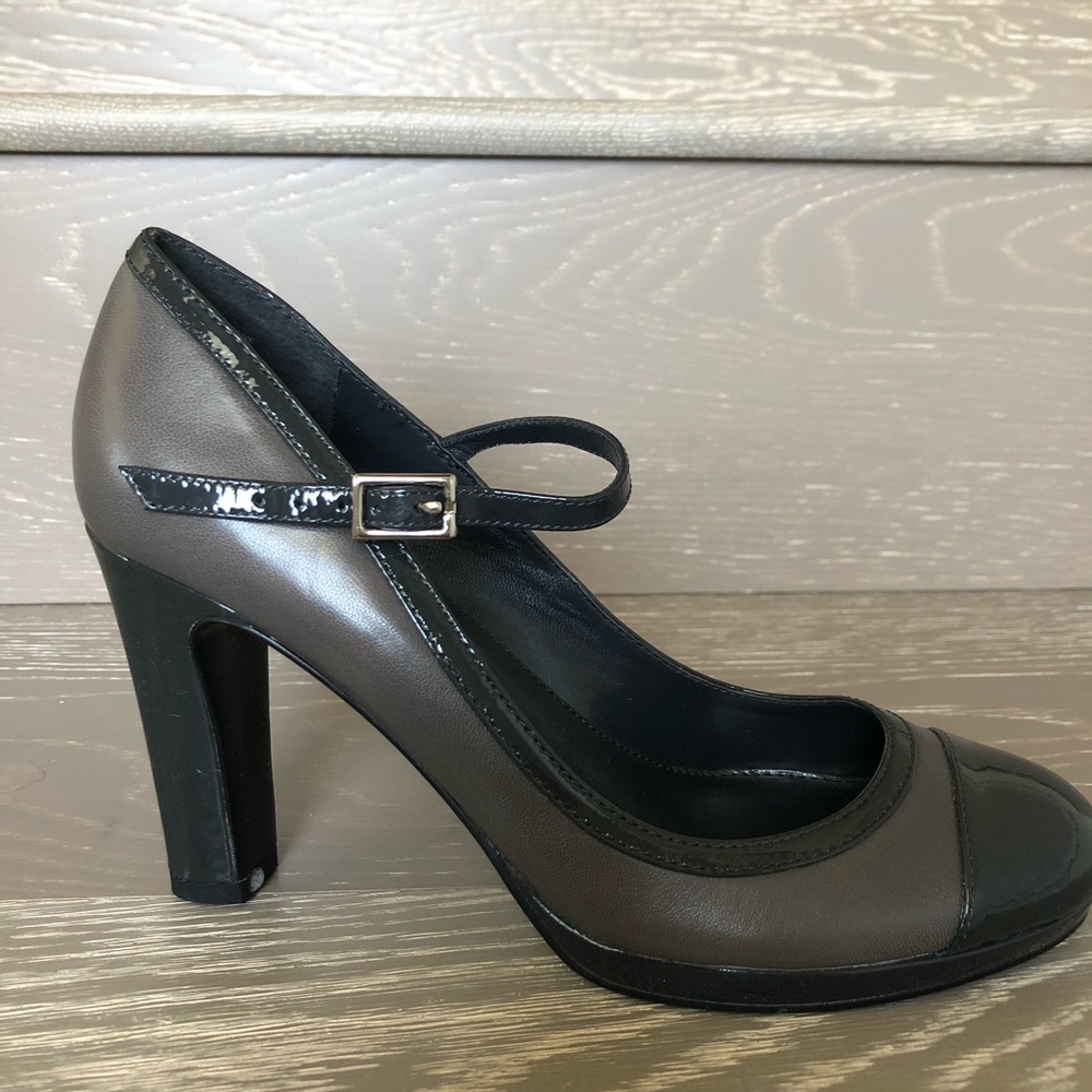 RALPH LAUREN ROUND-TOE PUMPS (NEW)